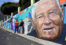 ‘Memorias de una Villa’ plasma la sabiduría silense en la plaza de Las Canteras