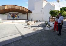 José Carlos Acha, consejero de Cultura del Cabildo de Tenerife, atiende las demandas culturales de Los Silos