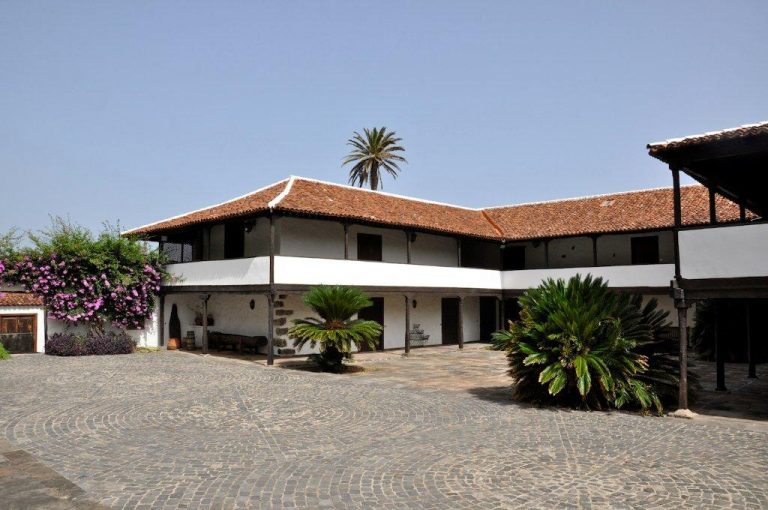 La Quinta Roja
