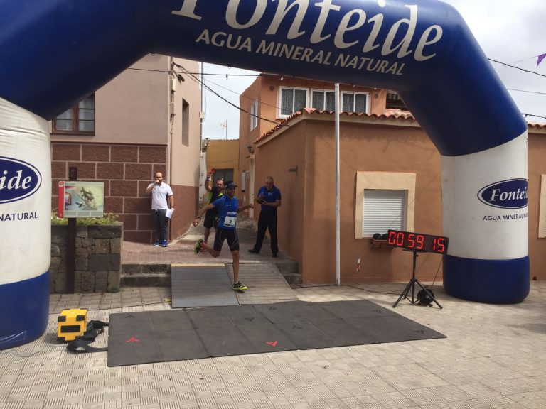 Ruymán Martín vuelve a vencer en la Fonteide Teno Trail
