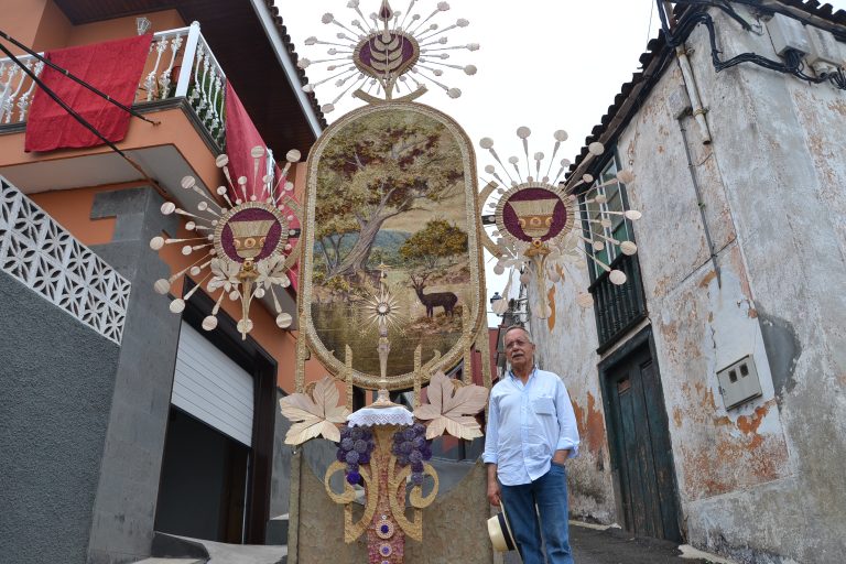 Del asfalto al cielo: así es el Corpus de La Culata