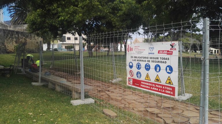 El Ayuntamiento ejecuta obras para renovar la Zona Comercial Abierta 