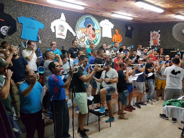 Los Ferrusquentos actuarán primeros en la segunda fase del primer Certamen de Murgas en Daute