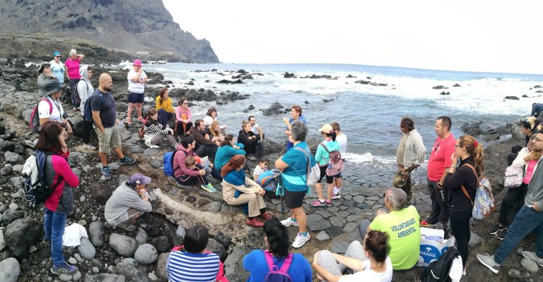 El Cabildo realiza una jornada ambiental sobre espacios costeros y biodiversidad marina