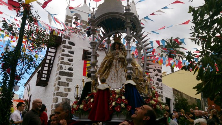 Todo pa’ Los Reyes, nada pa’ El Volcán