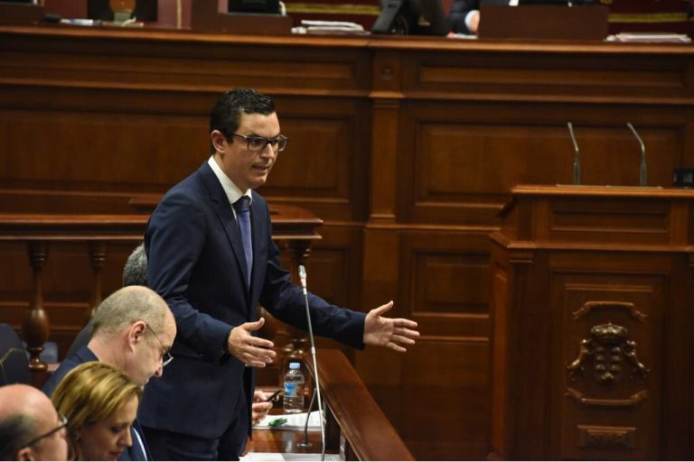 El consejero de Obras Públicas reúne este lunes a los alcaldes del Norte