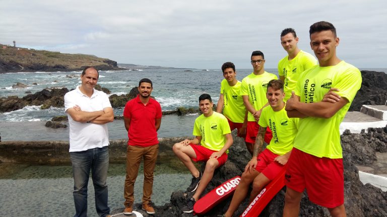 En marcha el servicio de socorrismo en la costa de Garachico