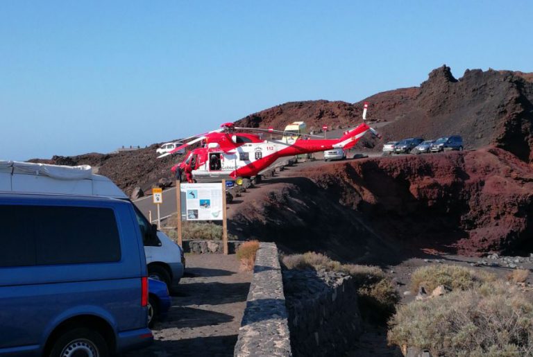 Muere un pescador de 51 años en Teno tras una parada cardiorrespiratoria