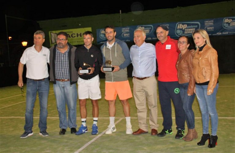 El tenis gana en Los Silos