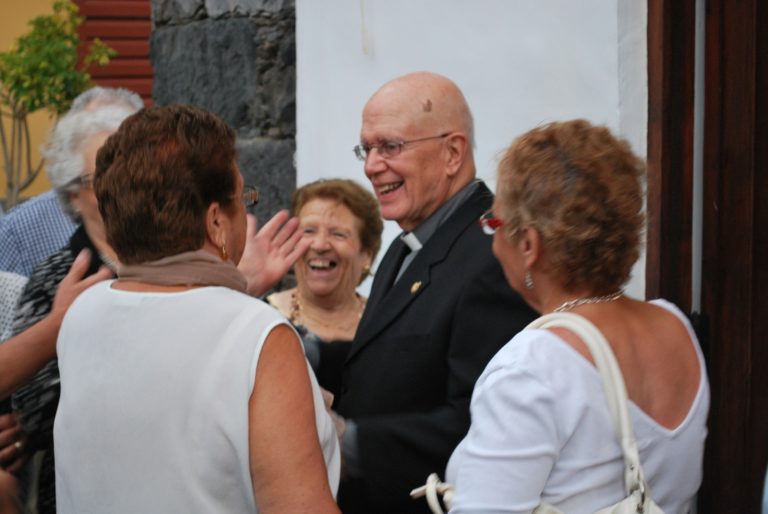 Fallece Julio Rosquet, párroco emérito de Garachico