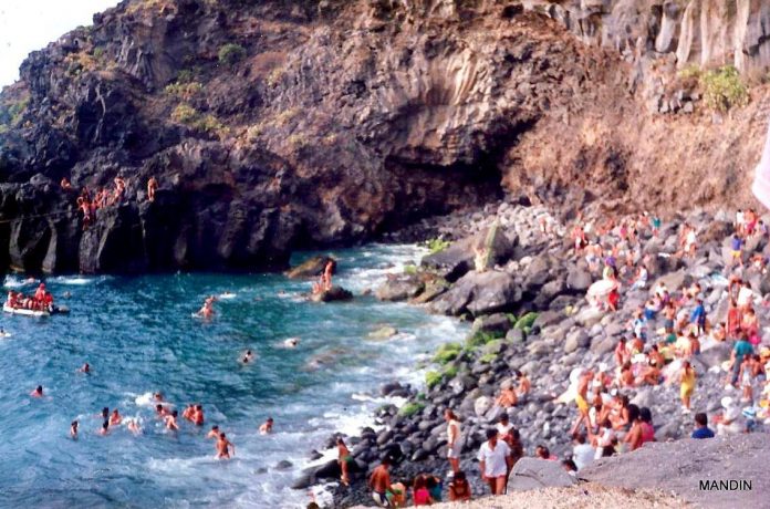 PLAYA LOS BARQUEROS AÑOS 60