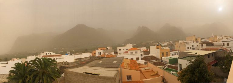 La calima irrumpe con fuerza en la Isla Baja