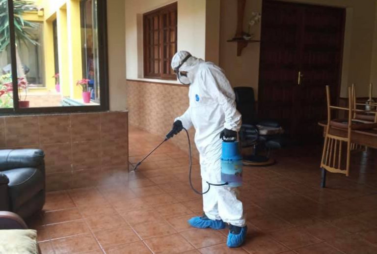Mantener el coronavirus a raya: objetivo de los centros de mayores de la Isla Baja