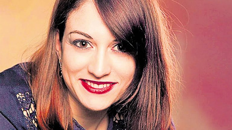 Virginia Mendoza: «Escribir se parece mucho a cocinar y a coser, merecen tiempo de verdad»