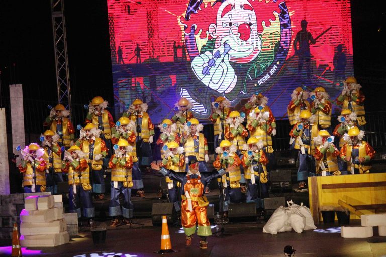 Ferrusquentos pasa a la final en su séptimo concurso de murgas del Norte